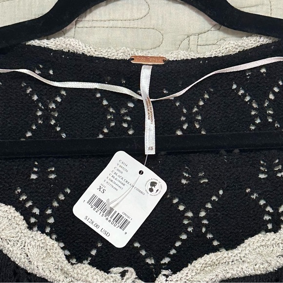 NWT Free People Adelene Pointelle Cardigan S in Black Creme - Picture 7 of 9